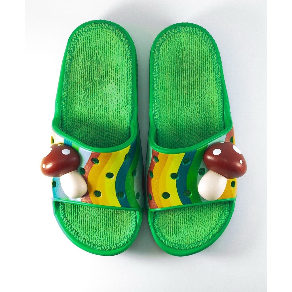 CROCS, Classic Zen Garden Rainbow Mushroom Slides, Green, Junior Size 1 - Picture 3 of 6